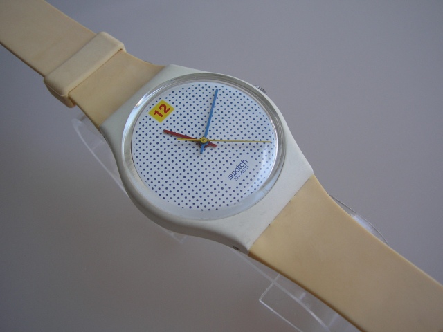 有关以下物品的详细资料 swatch gent"dotted swiss neu