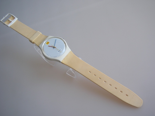 有关以下物品的详细资料 swatch gent"dotted swiss neu